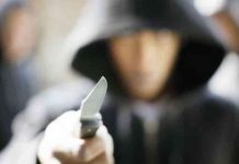 17χρονος λήστεψε με την απειλή μαχαιριού τρεις ανήλικους στην Καισαριανή