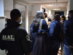 Προσαγωγές από ΔΙΑΣ στο Α.Τ. Βύρωνα μελών της Αριστερής Παρέμβασης για απόπειρα ανάρτησης πανό