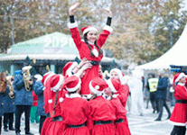 ΒΥΡΩΝΑΣ: Στα Θέατρα Βράχων «Άννα Συνοδινού» και «Μελίνα Μερκούρη» το πρώτο «Greek Santa’s Village» εν αγνοία του δημοτικού συμβουλίου