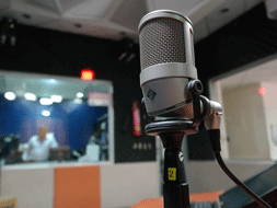 Ένωση Δημοτικών Ραδιοφώνων: Επιστολή στο ΥΠΕΣ για τις συλλογικές συμβάσεις