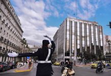 Νέος ΚΟΚ: Οι παραβάσεις που θα επιφέρουν βαρύτατα πρόστιμα στους οδηγούς