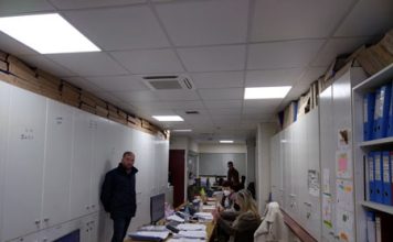 Περιοδεία του Ανδρέα Καραβίδα στο δημαρχείο Βύρωνα