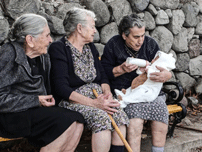 Γιαγιάδες της Συκαμνιάς. Έφυγε κι η τελευταία.