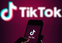 Το TikTok «πουλάει» βιβλία σε νέους και εφήβους – «Ανησυχία» στους γονείς