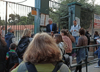 Ανατολικά ΚΚΕ: Περιοδεία του Χρήστου Κατσώτη στους γονείς του 1ου Δημοτικού Σχολείου Βύρωνα