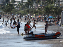 «Χειρουργείο» οι τιμές εισόδου σε παραλίες, δυσβάσταχτο το φορτίο για ένα μπάνιο