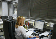 ΑΑΔΕ: «Φορολογικά ΚΕΠ» γίνονται οι ΔΟΥ σε Αθήνα και Θεσσαλονίκη