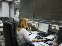 ΑΑΔΕ: «Φορολογικά ΚΕΠ» γίνονται οι ΔΟΥ σε Αθήνα και Θεσσαλονίκη