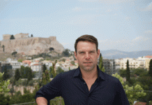 Στ. Κασσελάκης: «Πατριώτης είναι αυτός που θυσιάζει κάτι από τον εαυτό του για την πατρίδα του»