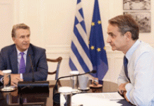 Στην… φιλευσπλαχνία του ΣΕΒ επαφίεται ο Κ. Μητσοτάκης για την επισκευή σχολείων στη Θεσσαλία