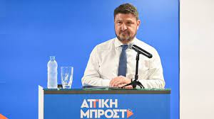 Καυστικό σχόλιο της Καθημερινής για περιφερειακούς συμβούλους Χαρδαλιά.