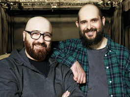 Τρέιλερ της θεατρικής παράστασης “ΚΡΑΥΓΕΣ” των Βούλγαρη -Μακρυνόρη