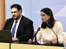 Κατατίθεται άμεσα το νομοσχέδιο για την επιστολική ψήφο, ποιους αφορά