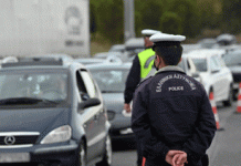 Παγκράτι: Σφοδρή σύγκρουση αυτοκινήτου σε κολόνα της ΔΕΗ