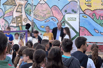 Βράβευση του 9ου Δημοτικού Σχολείου Βύρωνα για την 2η θέση στο Πρωτάθλημα Ανακύκλωσης