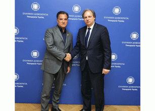 Συνάντηση του Δημάρχου Βύρωνα Αλέξη Σωτηρόπουλου με τον Υπουργό Υγείας Άδωνι Γεωργιάδη για το Κέντρο Υγείας Βύρωνα