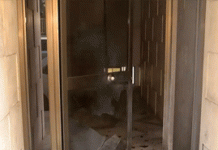 Παγκράτι: Έκρηξη σε είσοδο πολυκατοικίας