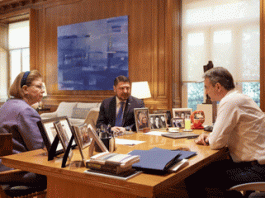 «Κολλάει» η απόδοση των θεάτρων Βράχων στους δήμους;