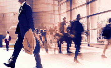 Δεκαπενταύγουστος: Πώς αμείβεται η αργία σε όσους δουλεύουν