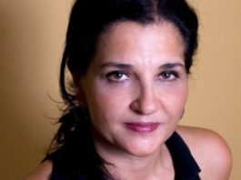 Οι τρεις μπαμπούλες είναι εκεί… της Ιωάννας Κοντούλη