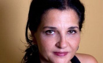 Οι τρεις μπαμπούλες είναι εκεί… της Ιωάννας Κοντούλη