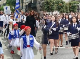 Οι παρελάσεις Βύρωνα και Καισαριανής 2025