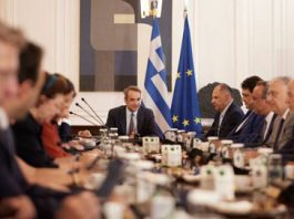 Ο ανασχηματισμός του Κυριάκου Μητσοτάκη ΔΕΝ φέρνει καλύτερες μέρες.