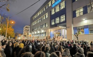 Καισαριανή: ΠΑΡΑΣΤΑΣΗ ΔΙΑΜΑΡΤΥΡΙΑΣ ΤΗΝ ΠΕΜΠΤΗ 8 ΜΑΗ ΣΤΗ doValue