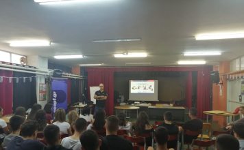 Εκπαιδευτικό Πρόγραμμα Πρώτων Βοηθειών & Καρδιοπνευμονικής Αναζωογόνησης στο Λύκειο Καρέα και στο 3ο Γυμνάσιο Βύρωνα