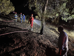 ΒΥΡΩΝΑΣ/ Καρέα: Επιτυχής κατάσβεση πυρκαγιάς