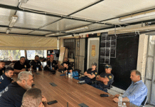 O δήμαρχος Bύρωνα Aλέξης Σωτηρόπουλος επισκέφθηκε τους πυροφύλακες