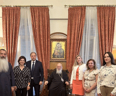 Αρχιερατικό μνημόσυνο στη μνήμη των Eυεργετών Σταματίου και Ελένης Βαφειαδάκη