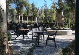 Καισαριανή: Ανανεωμένος ο χώρος ανάπτυξης τραπεζοκαθισμάτων στα «Ξύλινα»