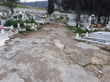 Αίσχος η εικόνα του Κοιμητηρίου Βύρωνα και δεν ευθύνονται γι’ αυτήν τα πλημμυρικά φαινόμενα!