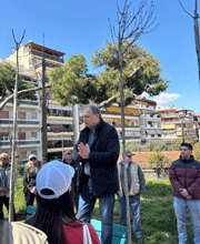 ΔΗΜΟΣ ΒΥΡΩΝΑ: Δενδροφύτευση στο Άλσος της Αγίας Τριάδας