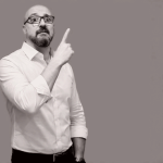 Γιώργος Βούλγαρης: «Δυστυχώς, το θέατρο αρχίζει και ευτελίζεται.»