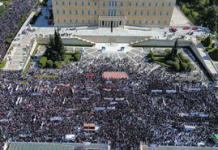 Χιλιάδες πολίτες ξανά στους δρόμους. Το έγκλημα στα Τέμπη δεν θα συγκαλυφθεί!